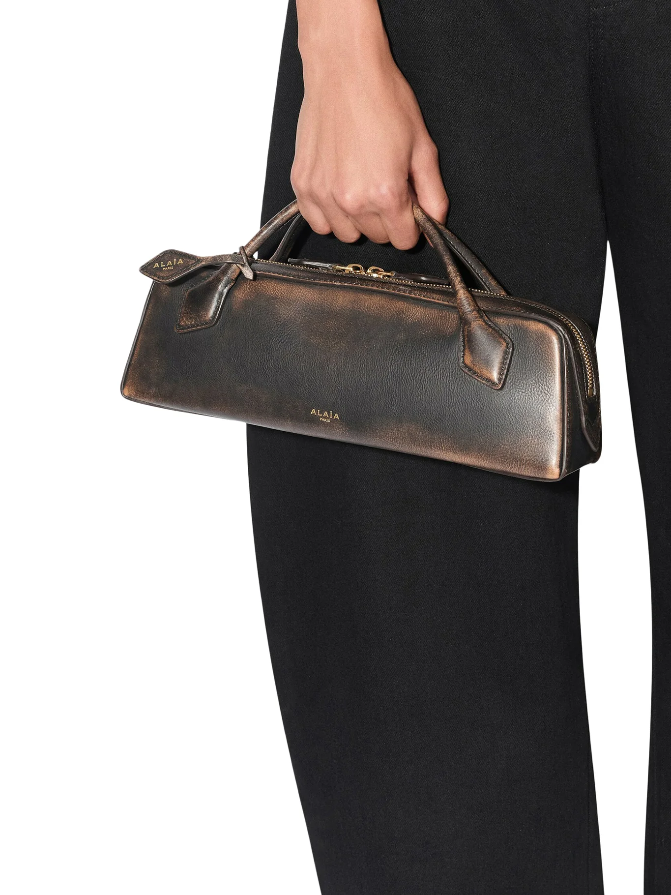 LE TECKEL POUCH IN AGED LEATHER - Image 2