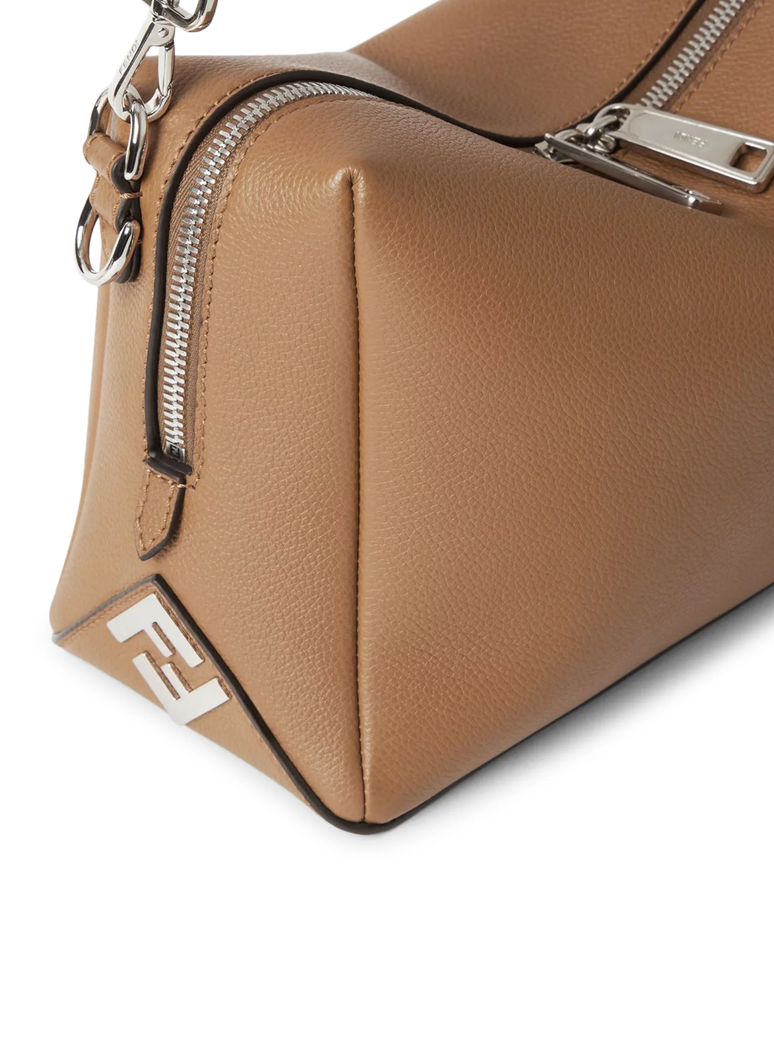 FENDI MEDIUM LEATHER BAG - Image 8