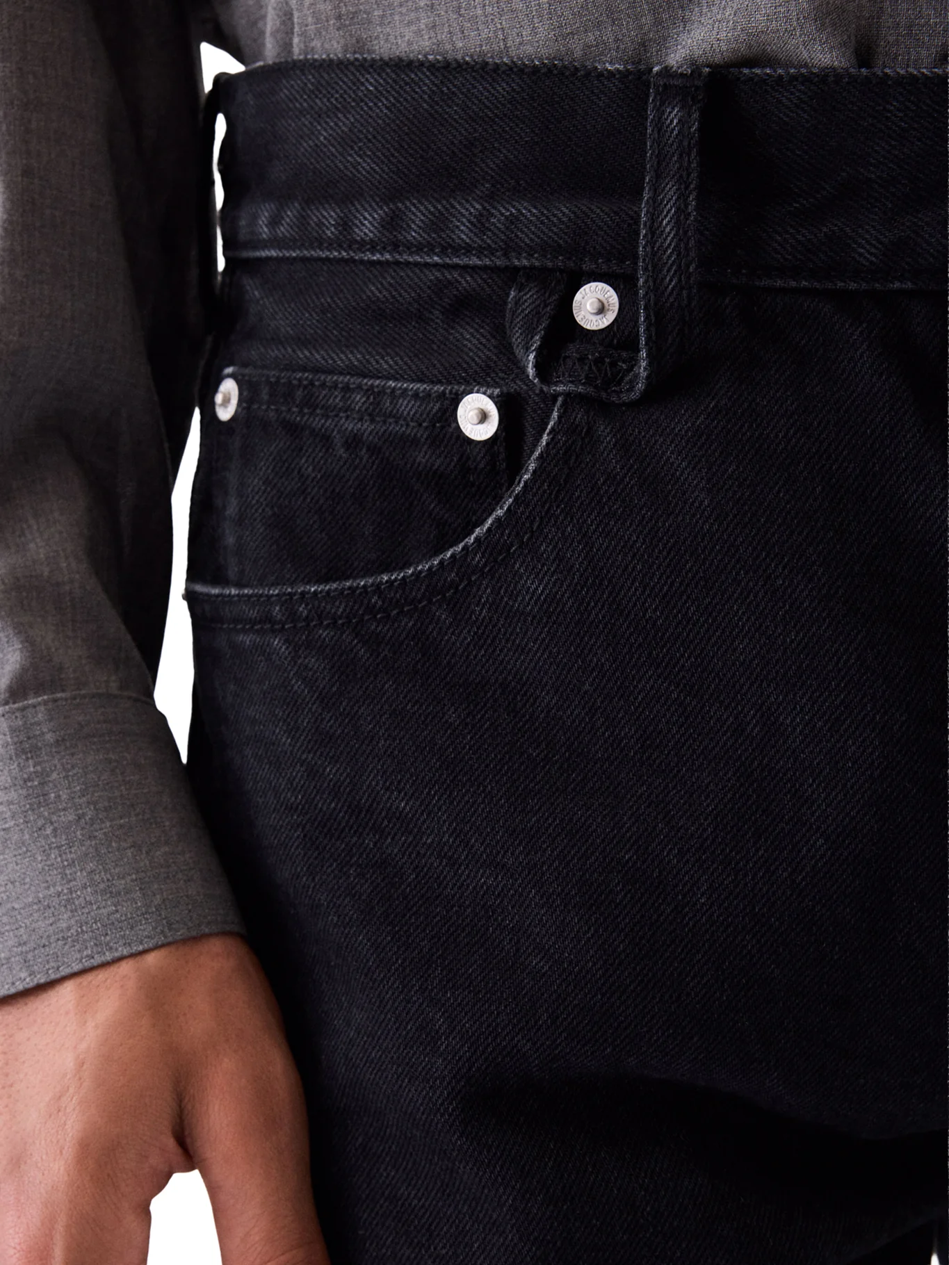 STRAIGHT PANTS IN DE-NĂMES DENIM - Image 5