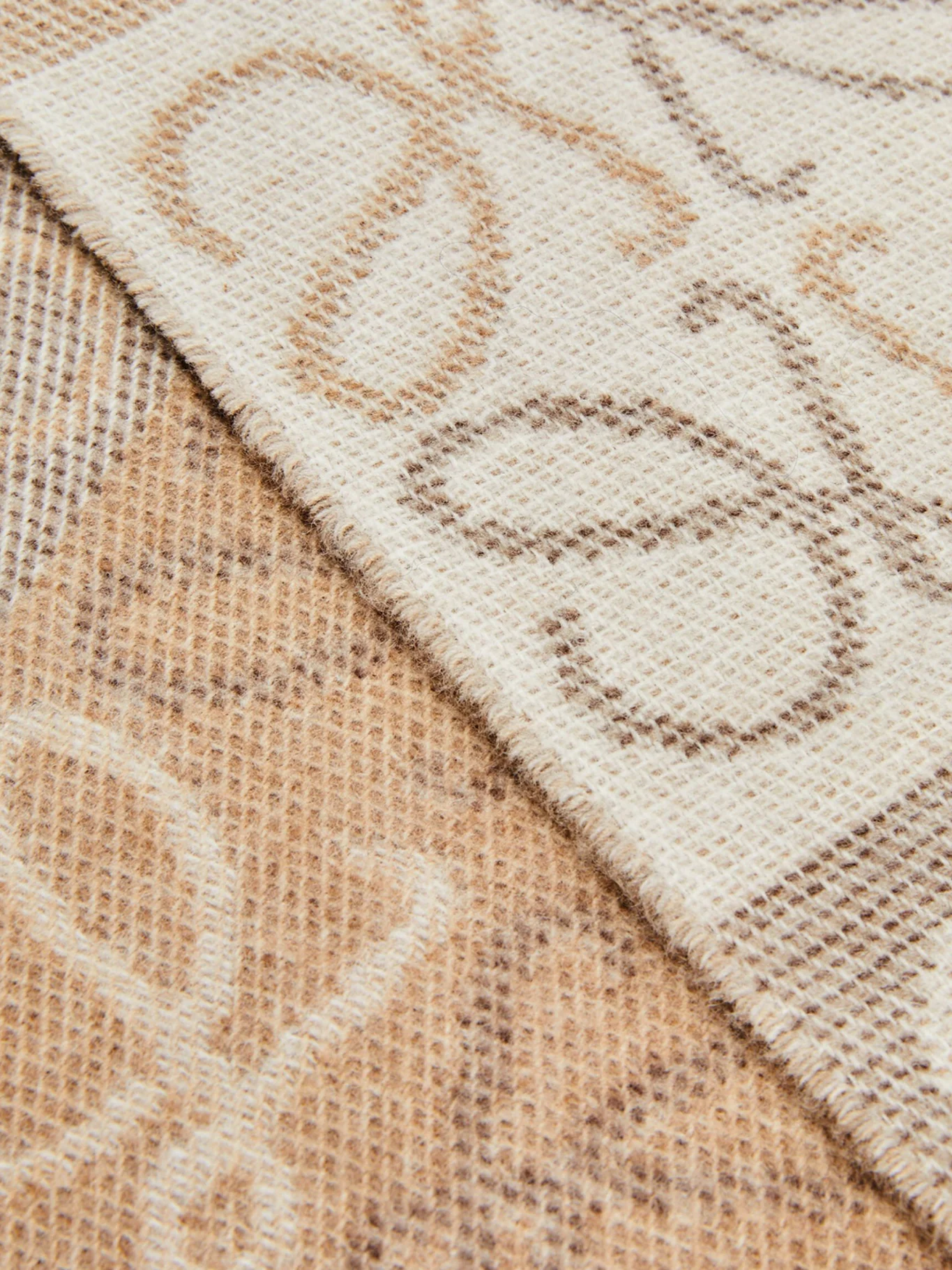 WOOL AND CASHMERE SCARF - Image 3