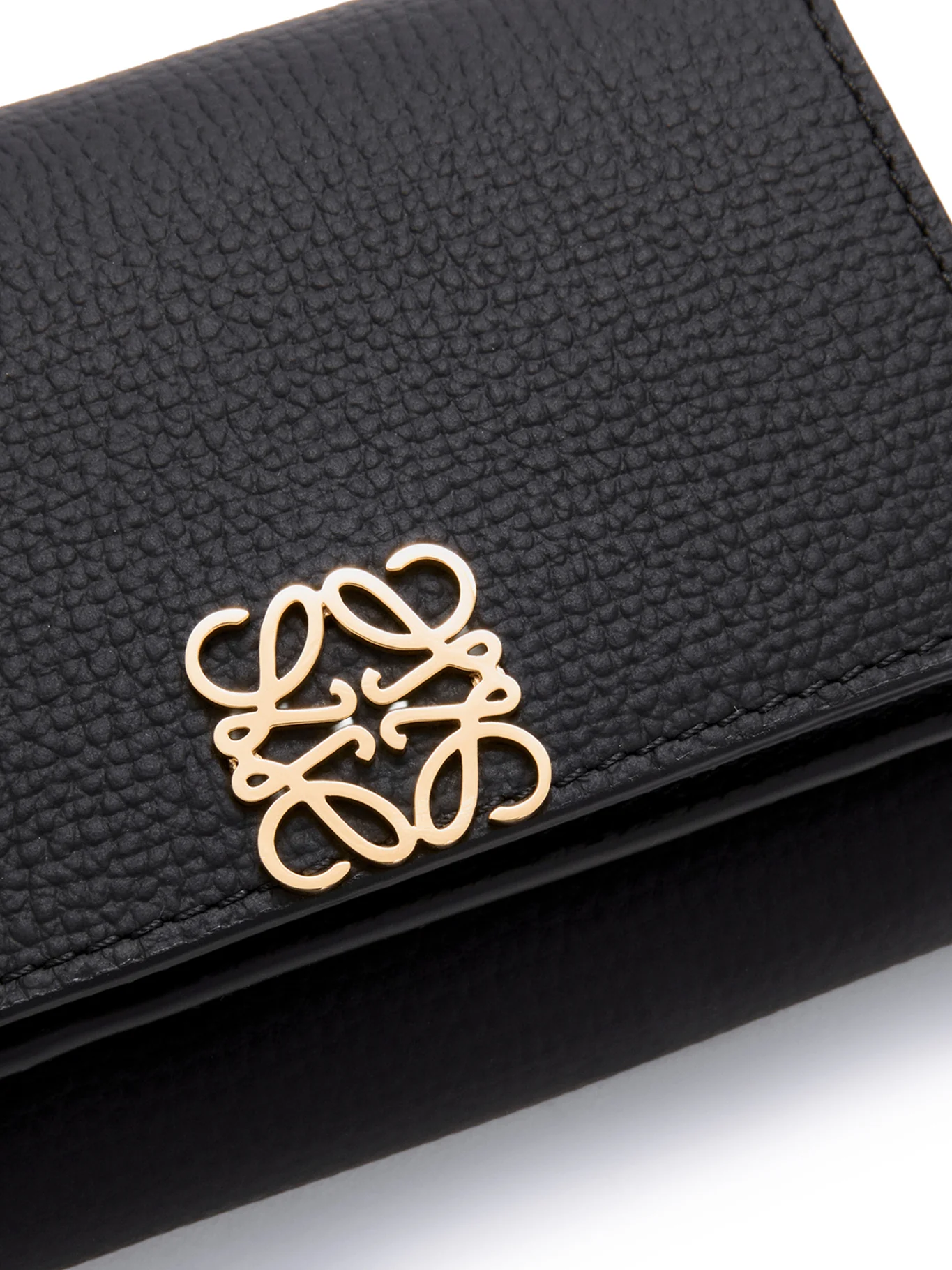 ANAGRAM TRIFOLD WALLET IN HAMMERED CALFSKIN LEATHER - Image 6