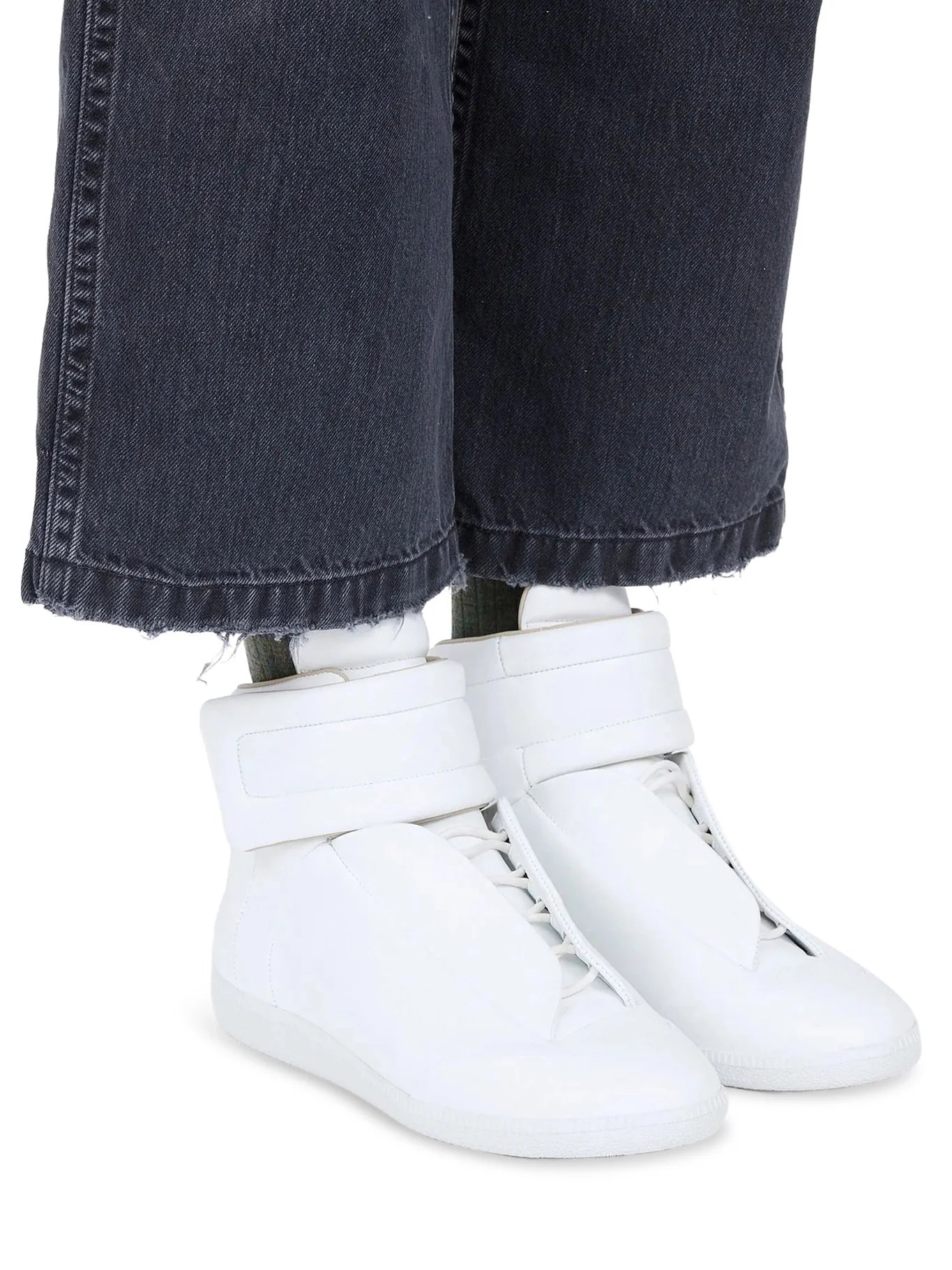 FUTURE SNEAKERS - Image 2
