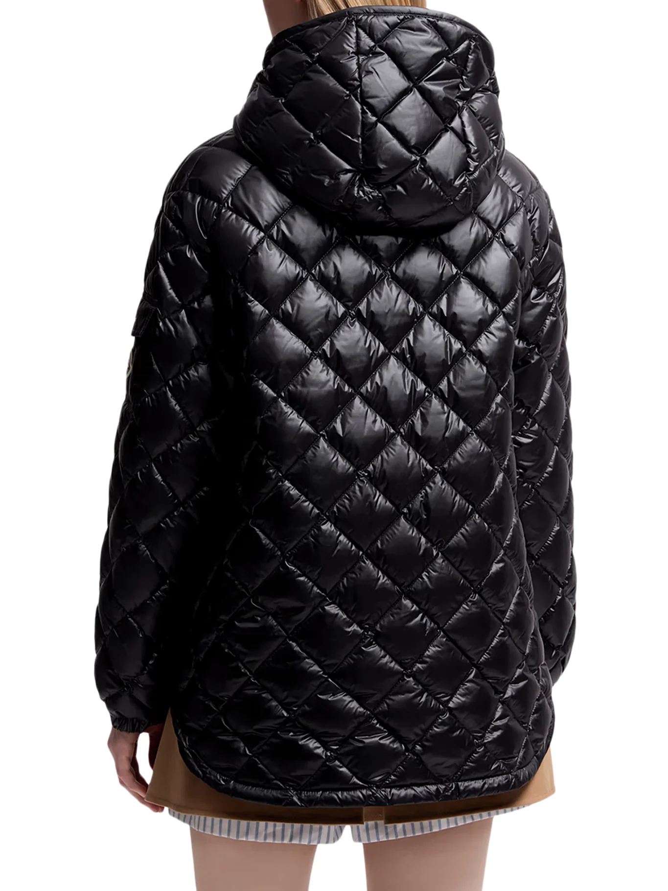 SHORT DOWN JACKET WITH HOOD AND DIAMOND QUILTING - Image 4