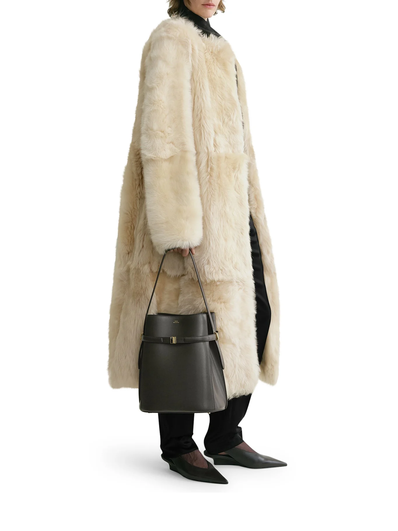 BELTED BUCKET BAG - Image 2