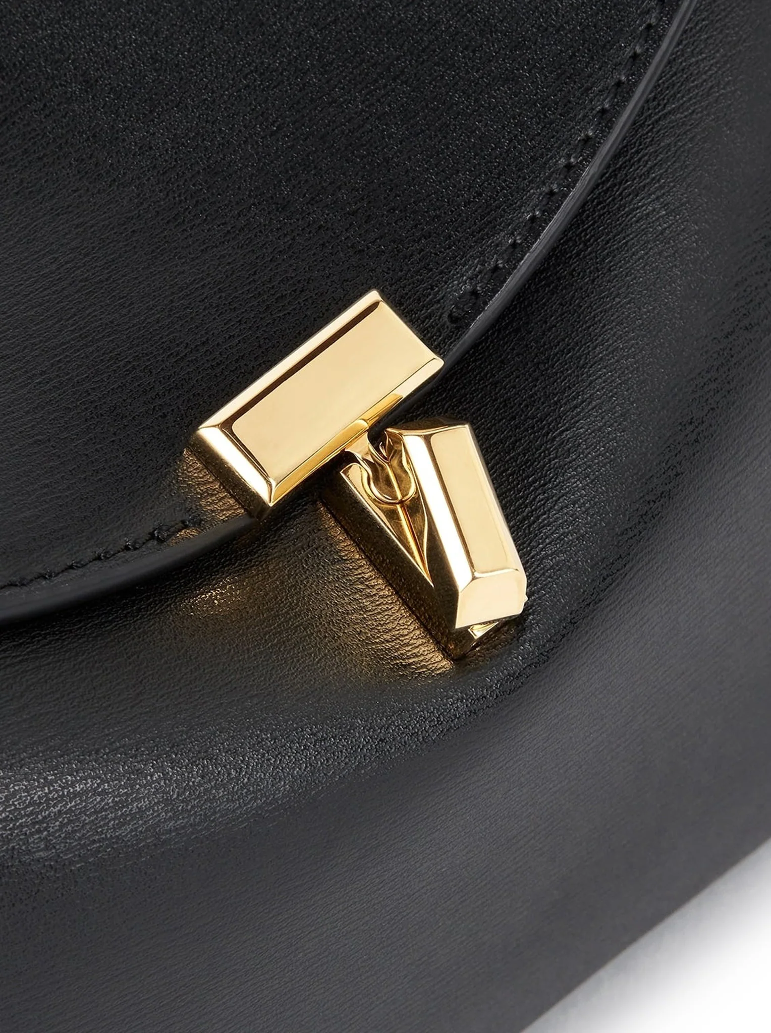 SMOOTH CALFSKIN T-LOCK BAG - Image 6